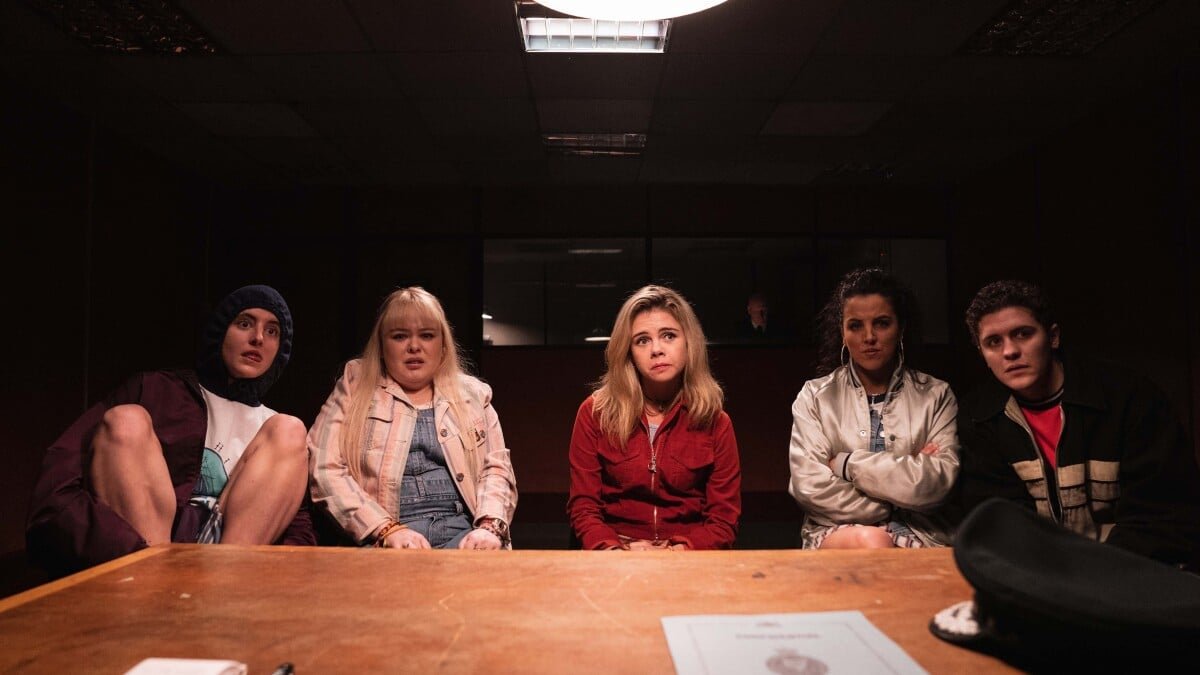 ‘Derry Girls’ Season 3: An Exploration of Nostalgia in the 1990s