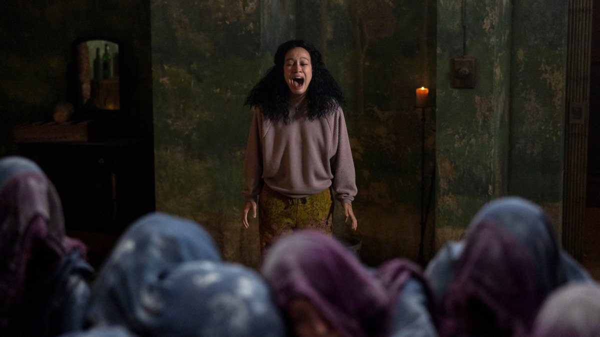 ‘The Midnight Club’ Sets a Guinness World Record for Terrifying Audiences