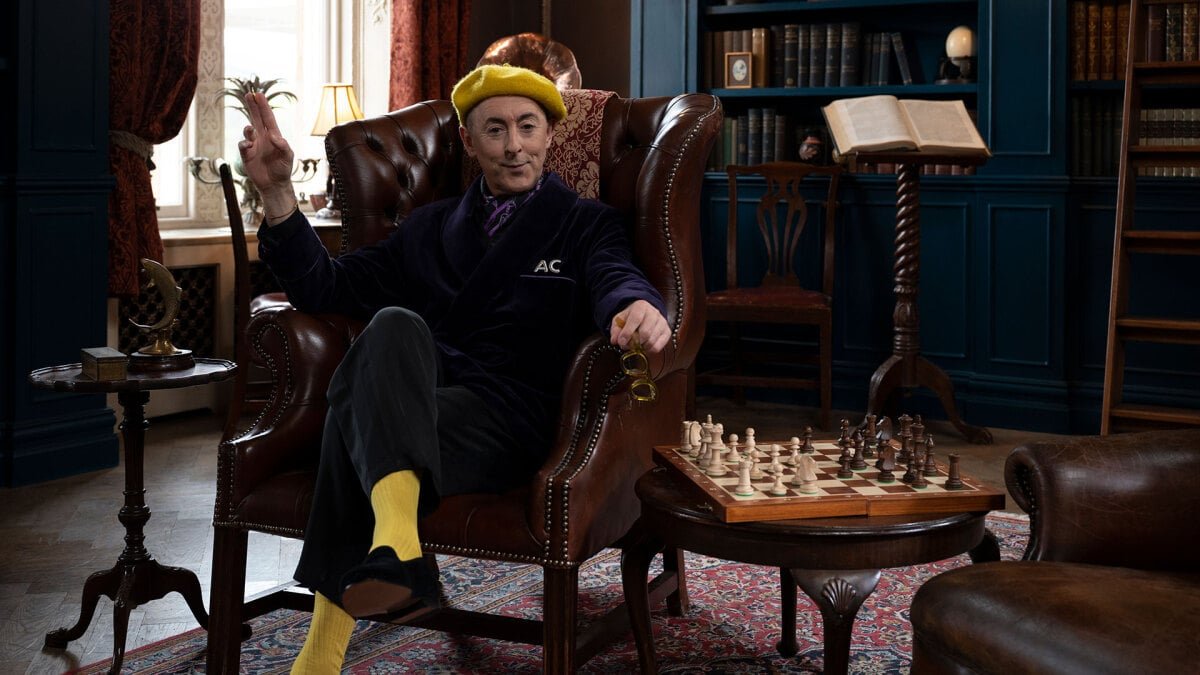 ‘The Traitors’ Review: Alan Cumming’s Resplendent Power Steals the Show