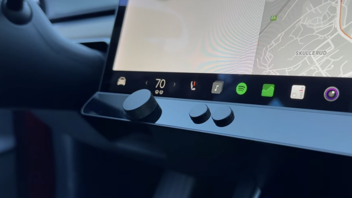 Indiegogo accessory enhances Tesla Model 3 with sophisticated physical buttons