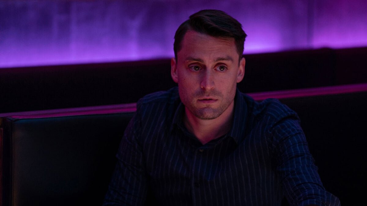 Analysis of Succession’s karaoke scene “apology”: Unveiling the hidden truths of Season 3.