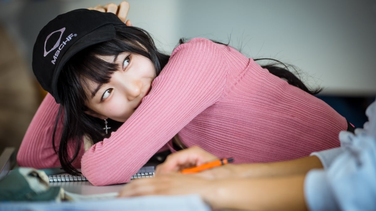 Netflix’s ‘Doona!’ trailer hints at a sweet romance between a former K-pop star and a college student