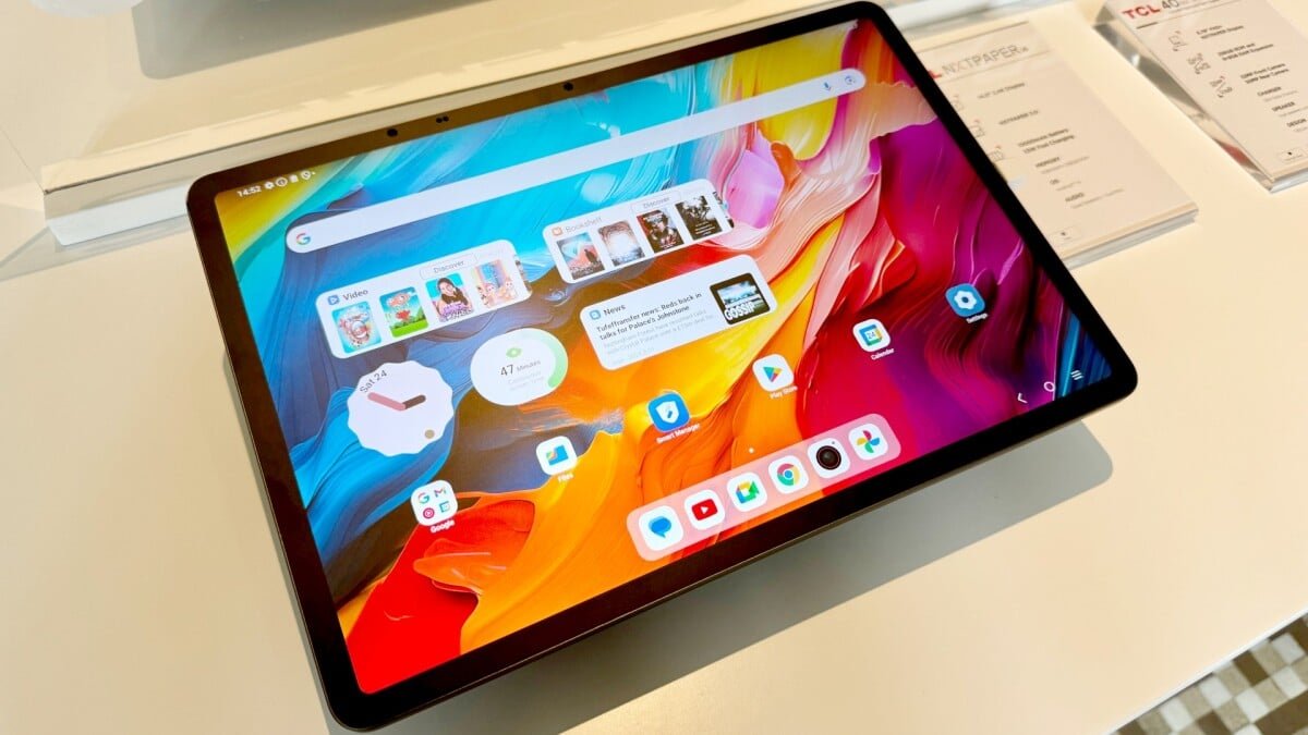 TCL unveils new phones and tablets with visually appealing design