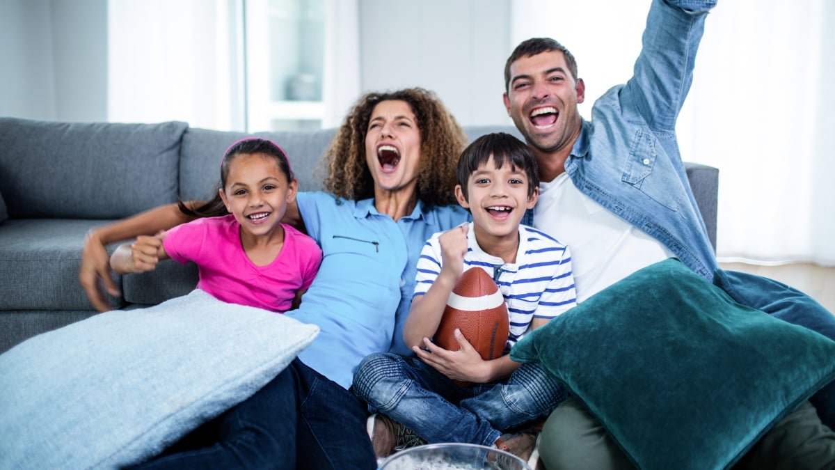 Quick! Save $50 on NFL Sunday Ticket on YouTube to watch all the games next season!