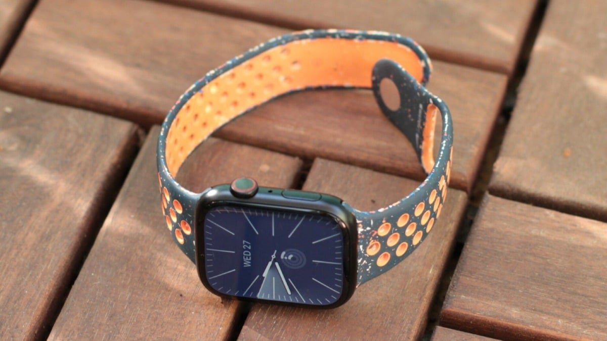 Your Apple Watch is covered in grime. Discover how to give it a proper cleaning.