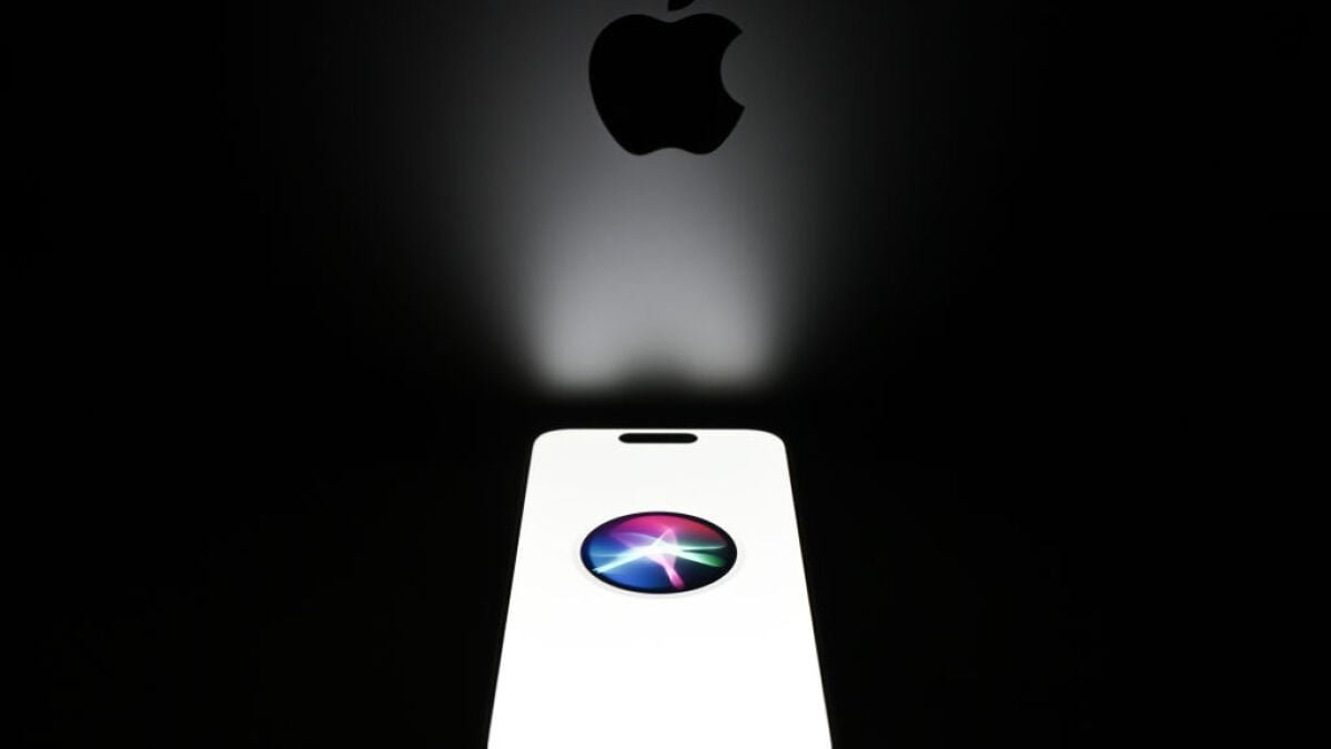 The complete overhaul of Apple’s Siri may be delayed until 2027