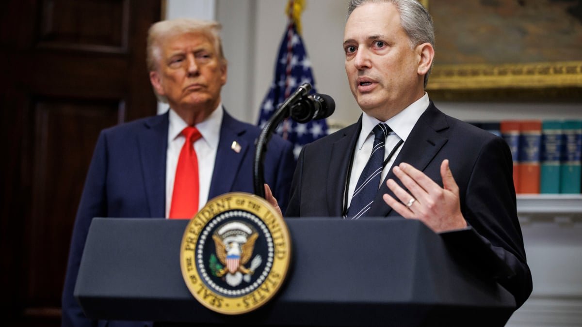 Trump tries to help out his rich crypto buddies with a ‘U.S. crypto stash’