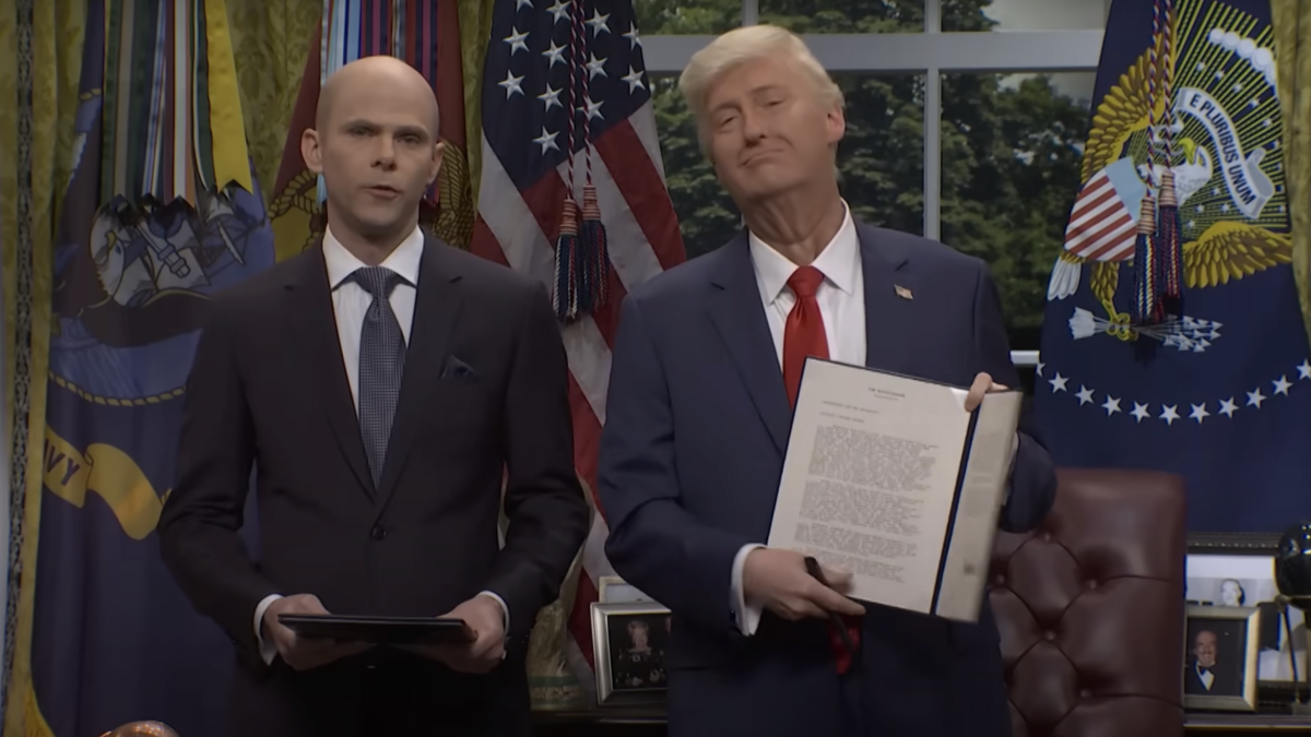 ‘SNL’ Cold Open Analyzes Trump’s First 100 Days as a Strange Executive Order Frenzy