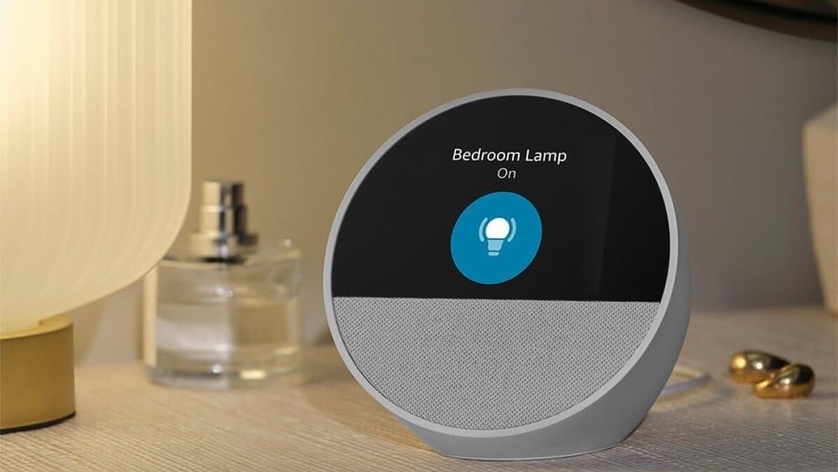 Get up and go! Snag the Echo Spot alarm clock with a sweet 31% discount on Amazon.