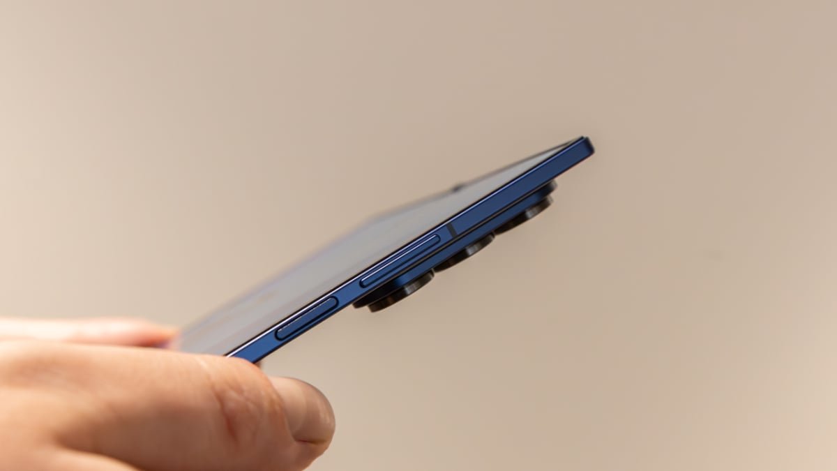 Analysis: The Galaxy Z Fold 7 impresses with its incredibly thin design, making it the best Samsung foldable yet.