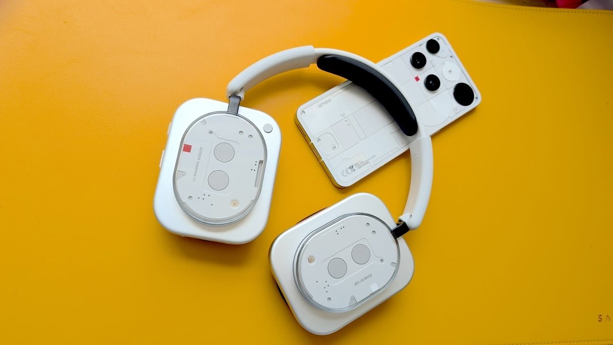 “Same old, flashy headphones ain’t all that impressive, just saying”