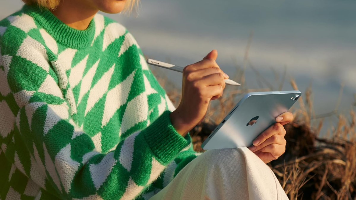 The Hot New Apple iPad mini 7 is Now at its Lowest Price Yet!