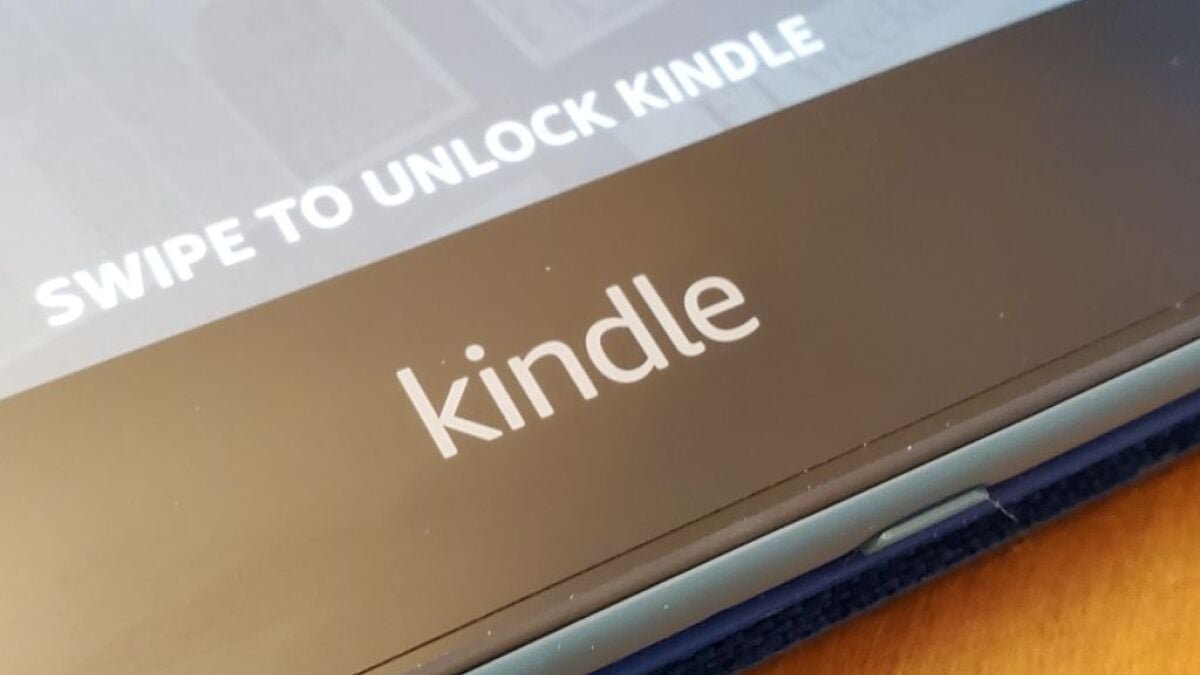 Reddit user claims to have disclosed information about a new color display Kindle.