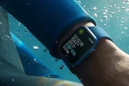 Apple Watch Series 7 (2021) Aluminum GPS + Cellular 45mm Midnight (Refurbished)