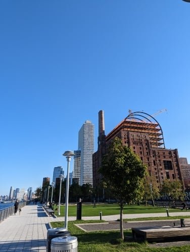 Pixel 7 Pro zoom test with no zoom