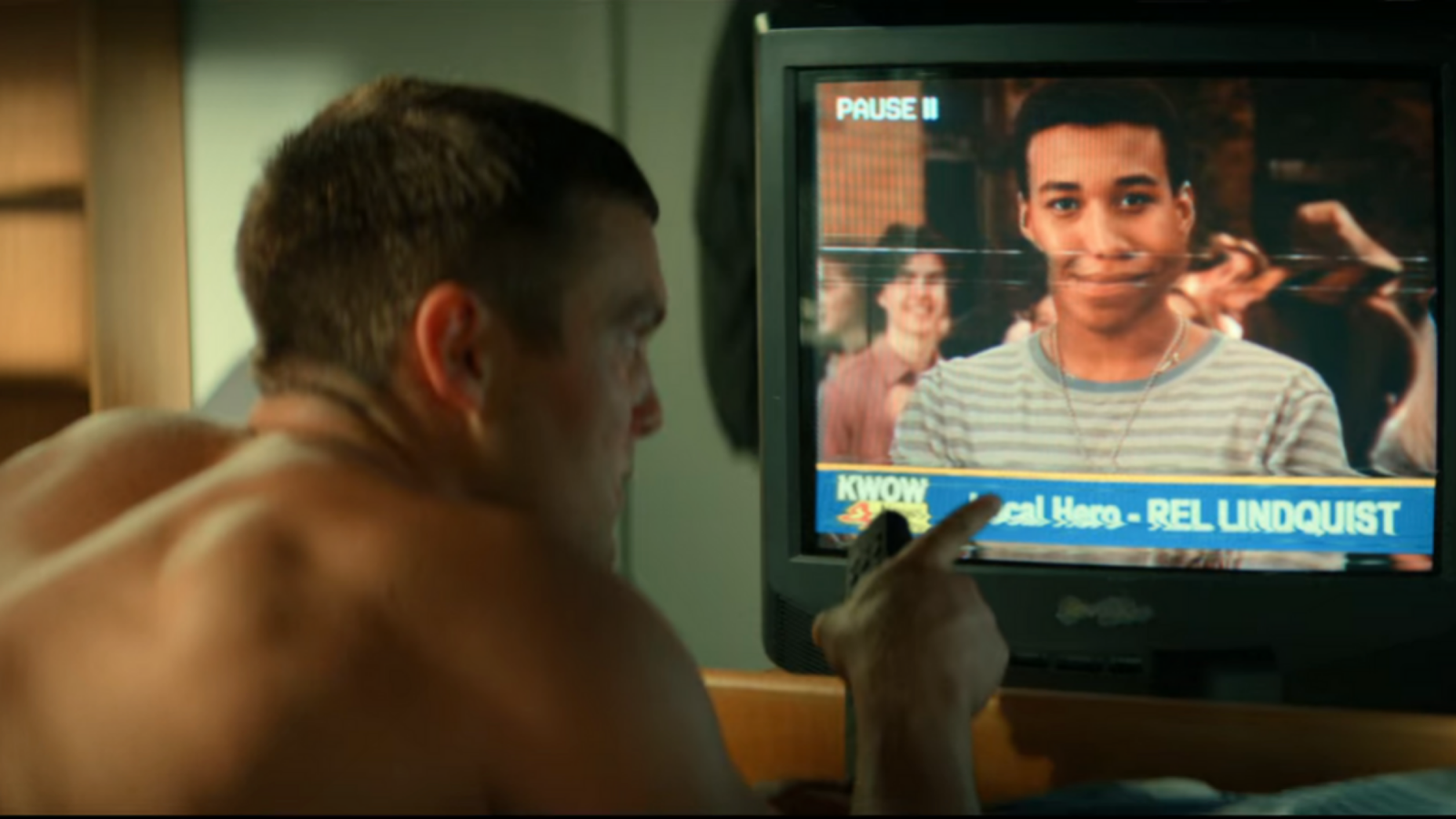 images-6-fill_-size_2000x1125-v1665152686 Boy watches VCR tape.