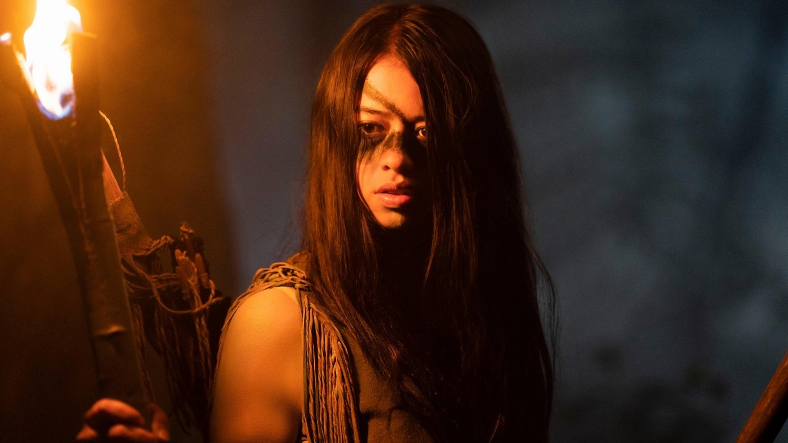 images-6-fill_-size_2000x1125-v1711740432 Amber Midthunder in "Prey."